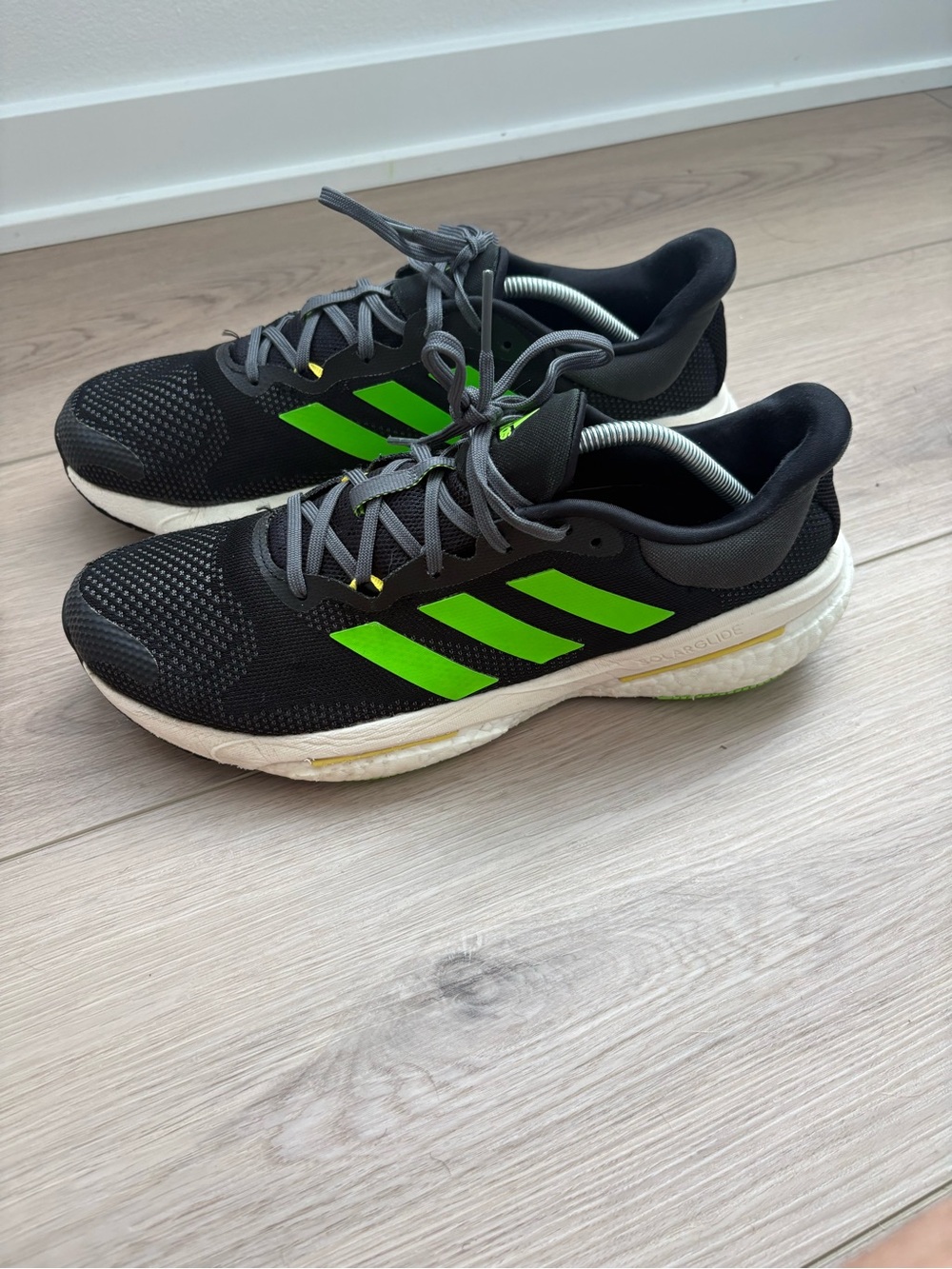 Adidas Solarglide 5 running shoes men’s 11.5